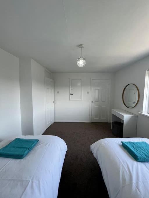 Welsh Getaway Home No 2 - 10 Mins To Bike Park Wales Merthyr Tydfil Esterno foto